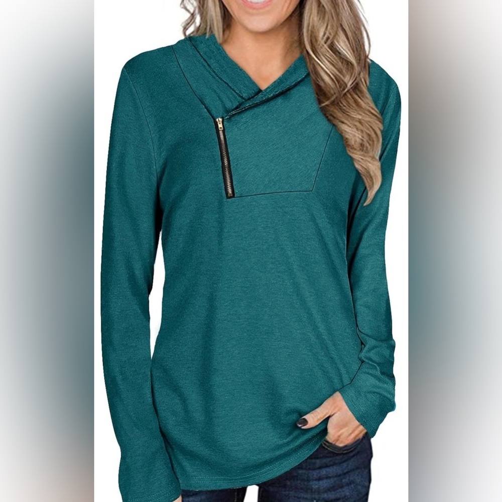 3/$20 Lightweight pullover sweater-SIZE L, by Cyanstyle, NWT!!!